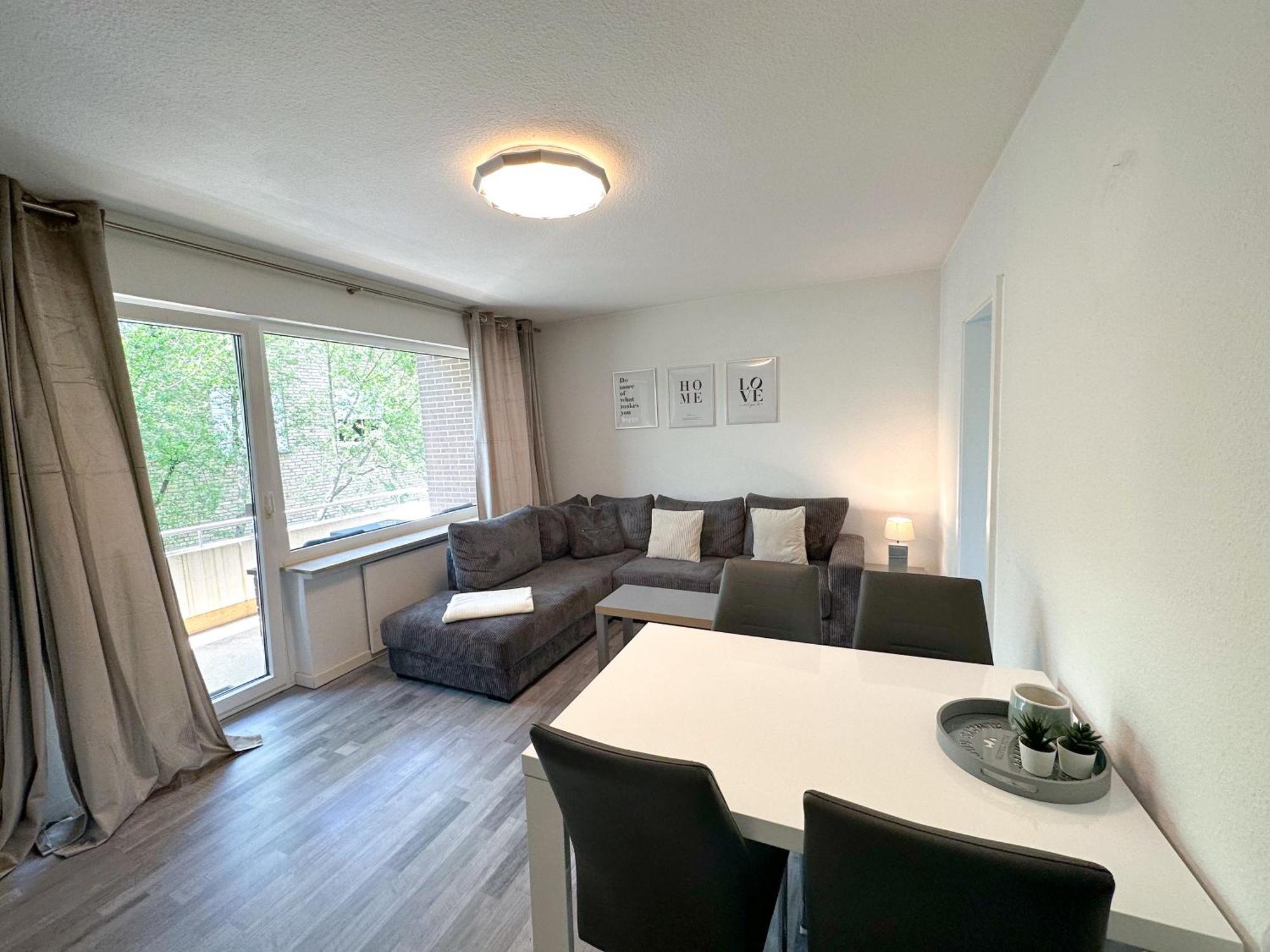 Stilvolles, frisch renoviertes 2Zi Apartment mit Küche und Balkon in Kliniknähe Bad Oeynhausen Exterior foto